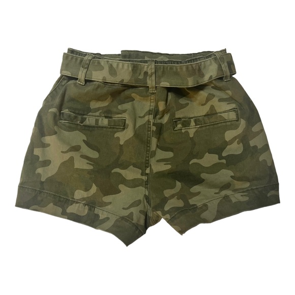 Hollister California Ultra High-Rise Mom Short Stretch Camo 3”  Women’s Size S - Picture 2 of 11